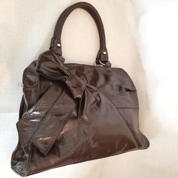 Oversized Purse Brown Tote Bow Front High Shine Shoulder Bag 17" Wide - Picture 2 of 16